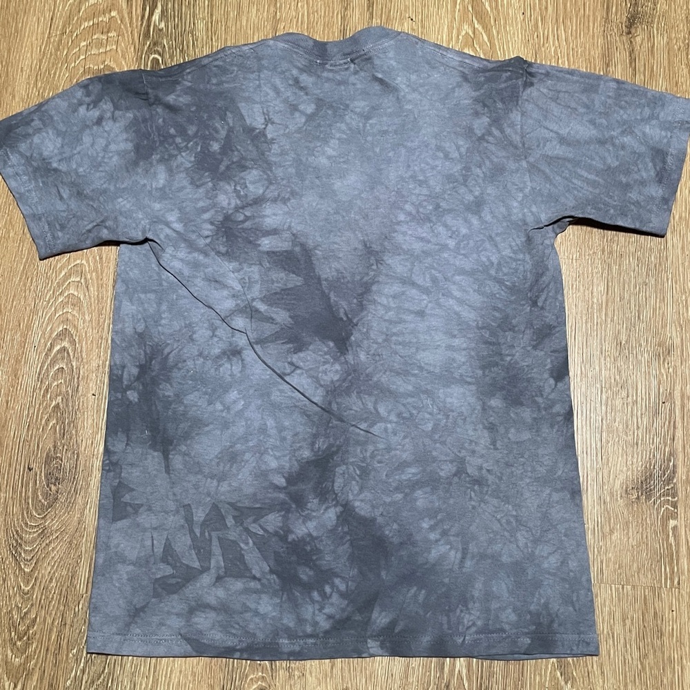 The Mountain Superhero Shirt Size Small - Picture 4 of 5